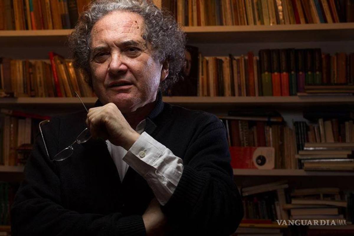 Piglia es galardonado en Barcelona por su última obra