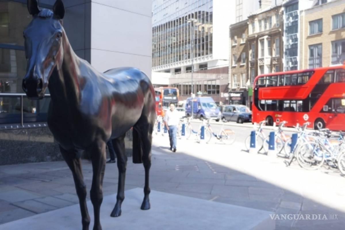 $!Sorprenden esculturas al aire libre a la City of London