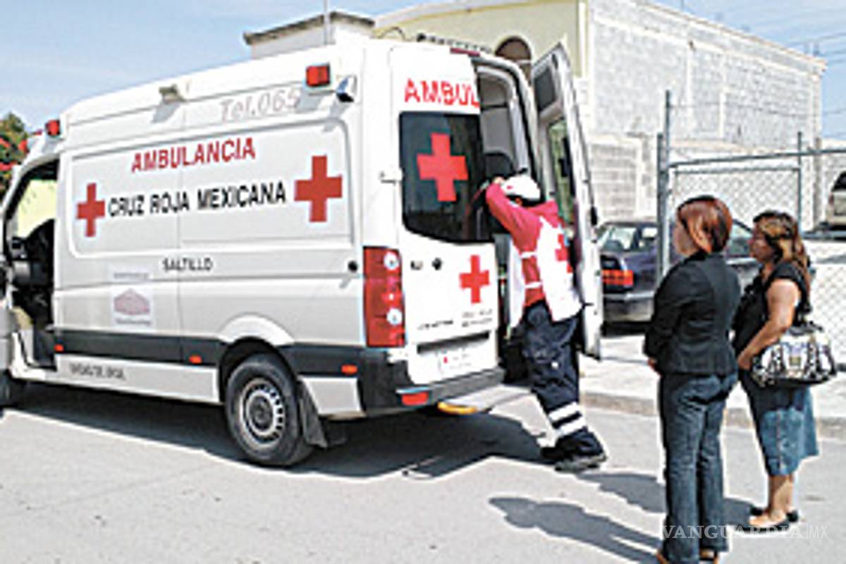 Niña de 3 años es atropellada frente a iglesia