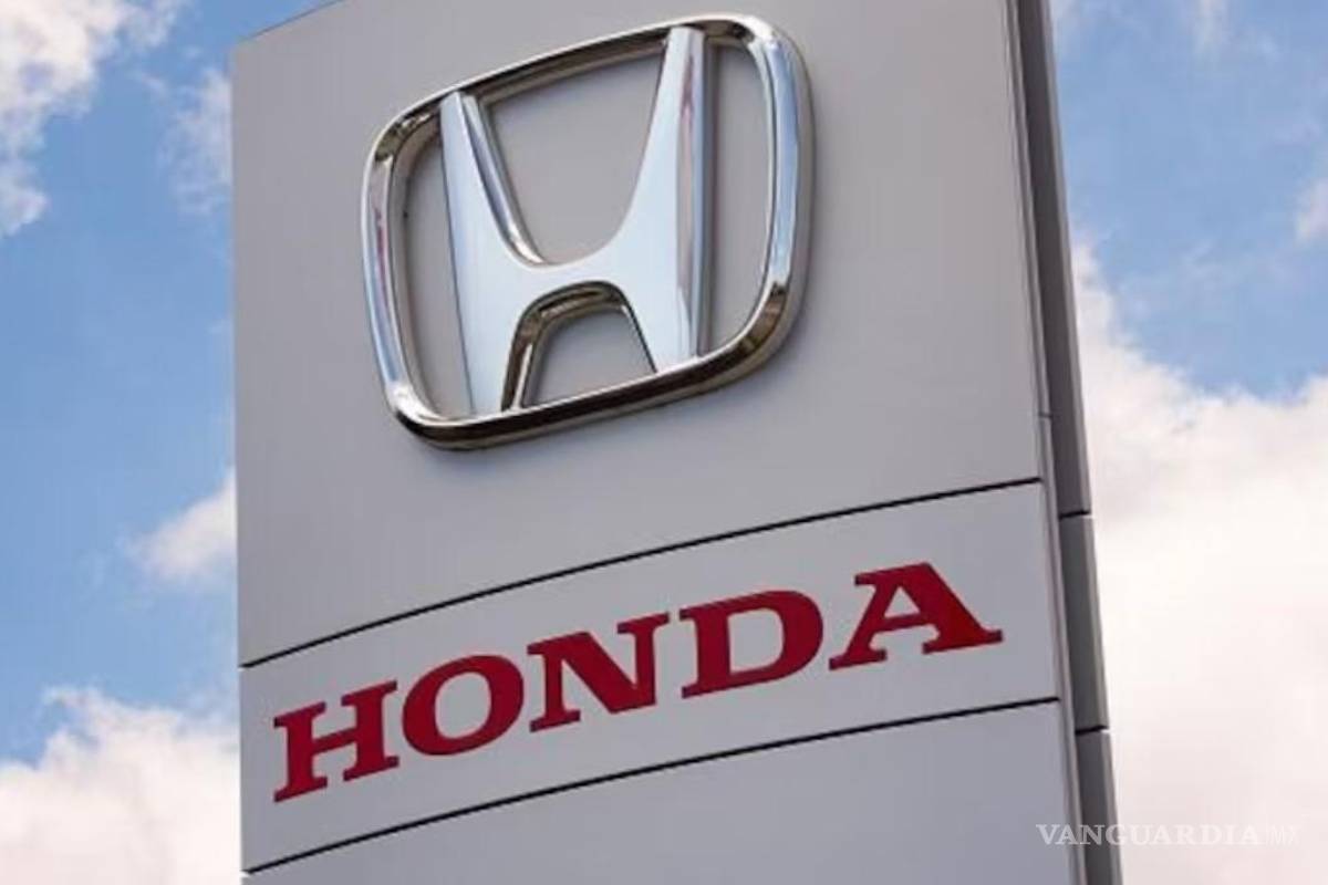 Llamará Honda a revisión a 2.6 millones de autos