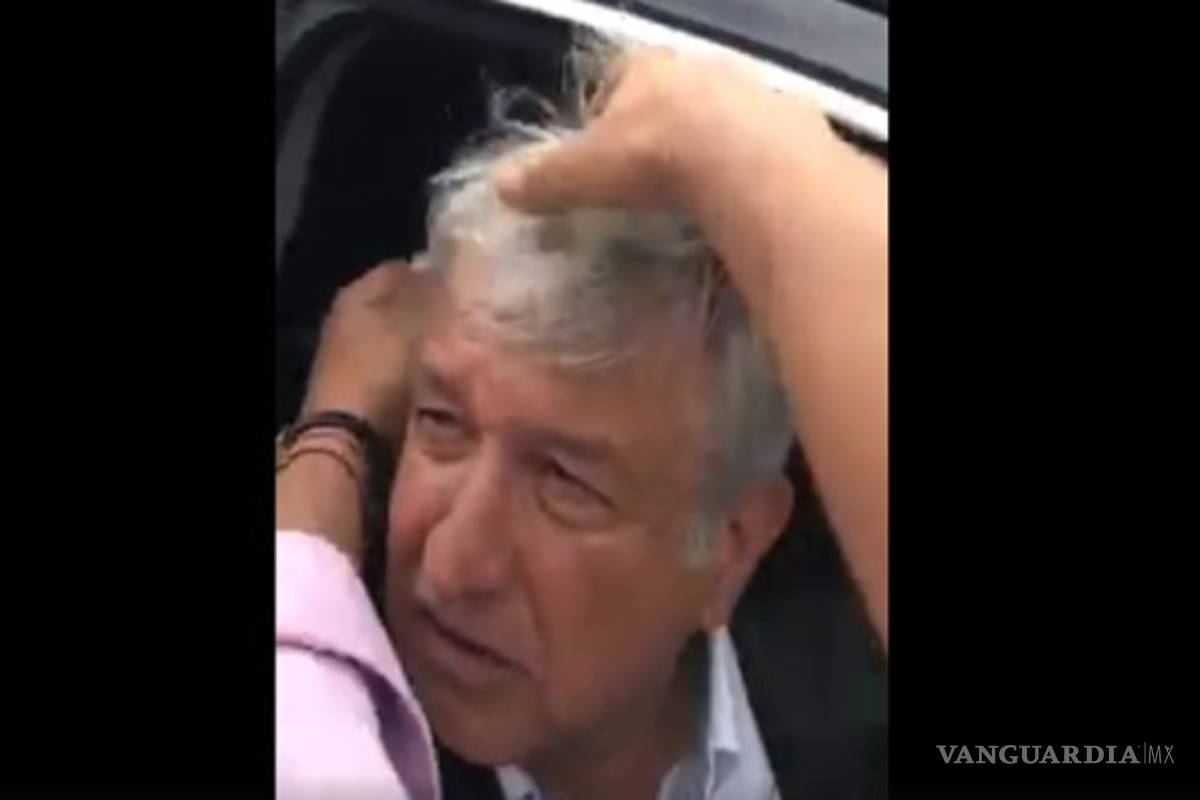 &quot;Te amamos, viejito&quot;, simpatizantes se dirigen a AMLO de esta manera en Sinaloa, mientras le sacuden la cabellera (Video)