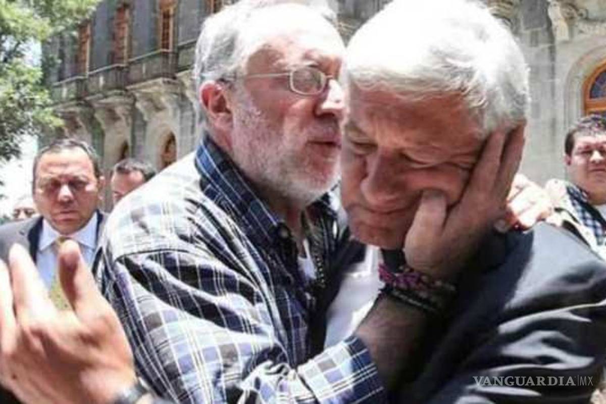 'Voy por el beso que me adeudas'... Javier Sicilia anuncia que marchará al Palacio Nacional