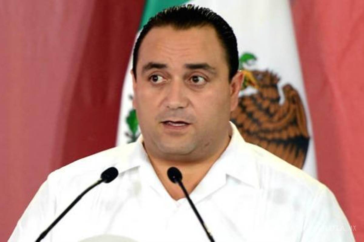 Borge remató propiedades a 20 personas cercanas