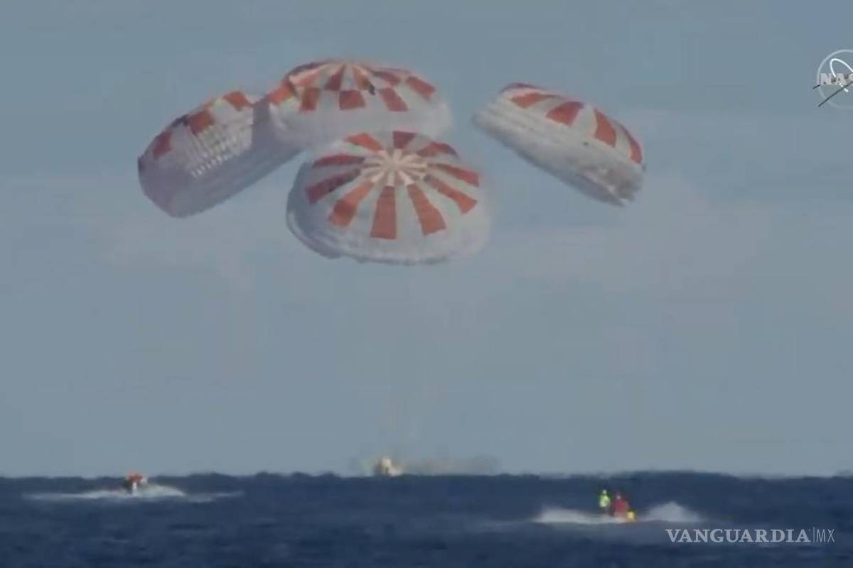 Así aterrizó la nave de SpaceX al volver a la Tierra