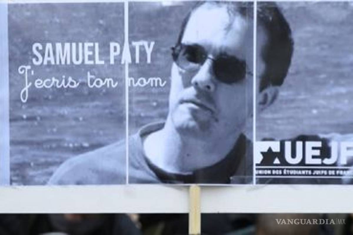 Profesor habría sido decapitado por la mentira de una de sus alumnas