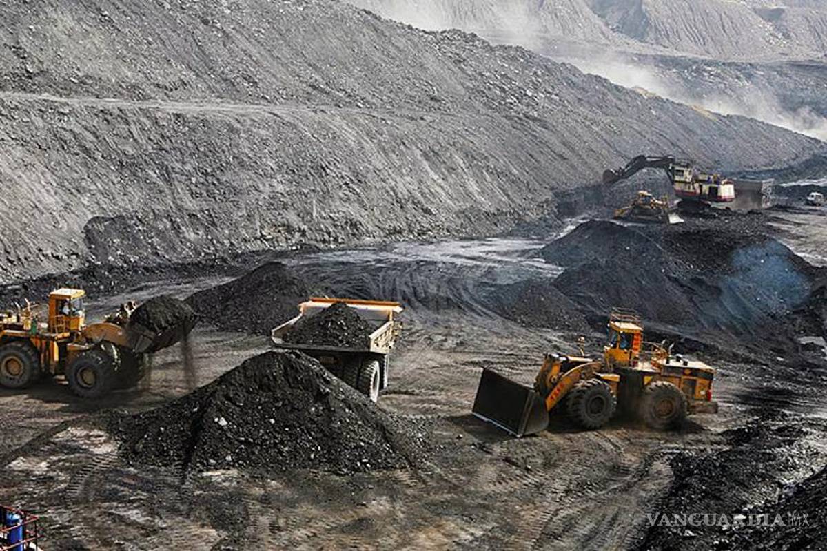 Economistas afirman desde Coahuila: retrasar la transición energética aumenta riesgos ambientales y sociales