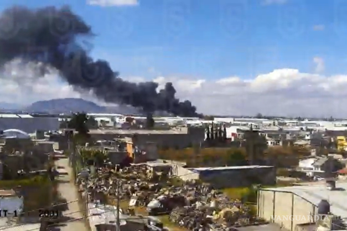 Jet privado se desploma en Toluca; deja seis personas sin vida y provoca columna de humo negro