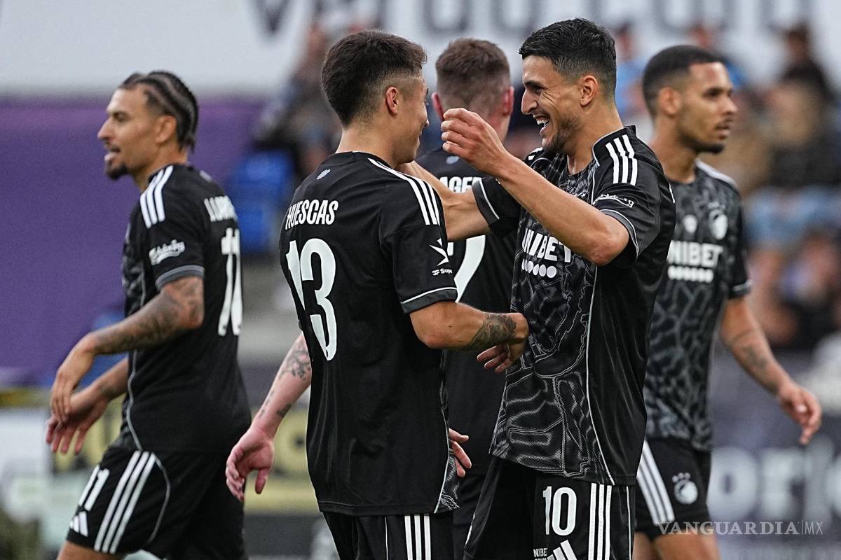 Con Huescas los 90 minutos, Copenhague mantiene el liderato en victoria ante Randers