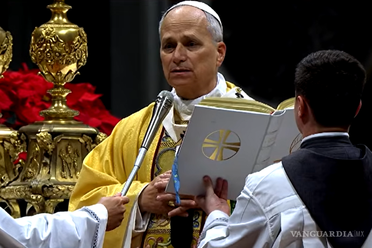 Papa León XIV ofrece su primera Misa de Gallo, previo a Navidad, desde la Basílica de San Pedro