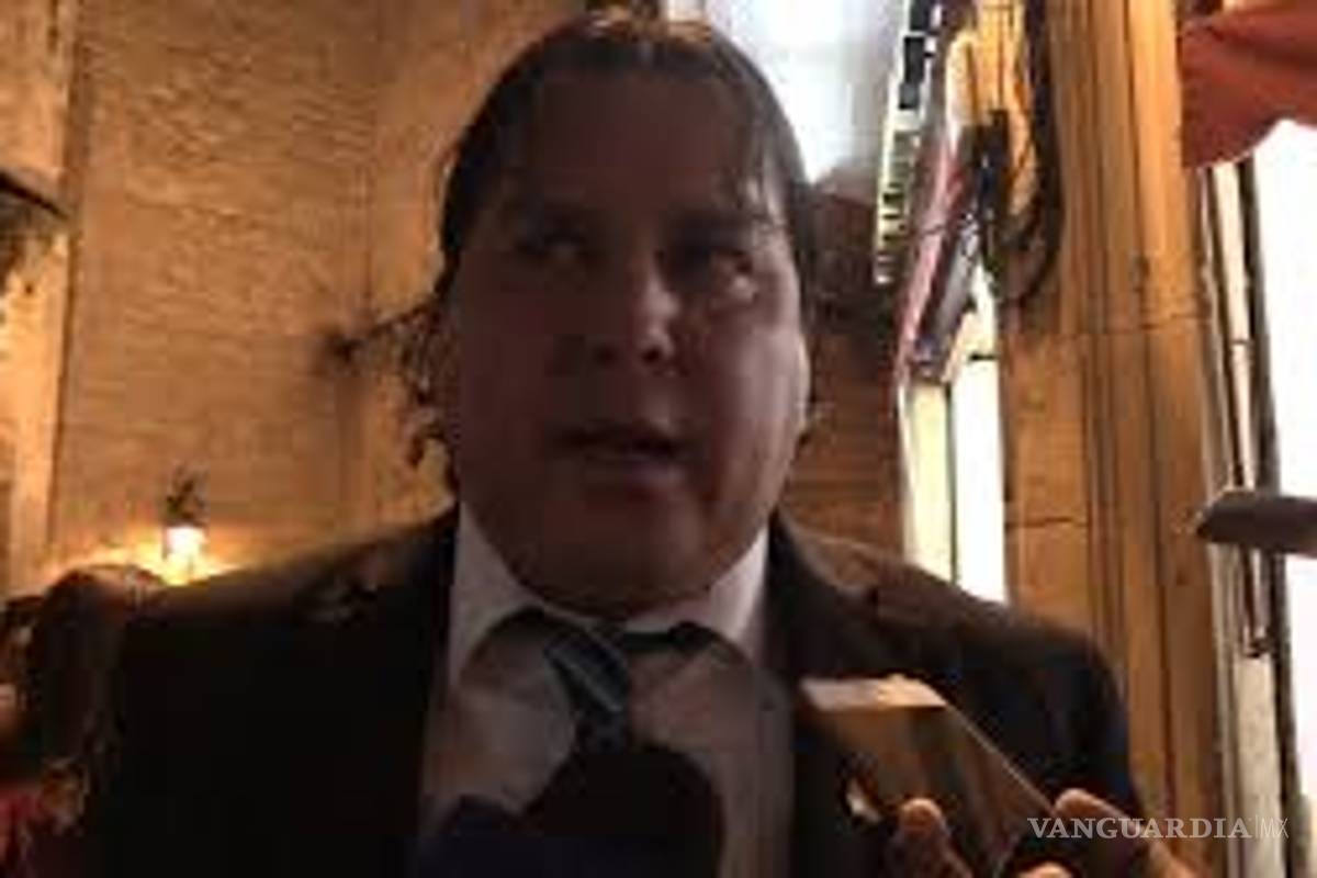 Mujeres deben estar en casa a la medianoche, dice regidor en Morelia