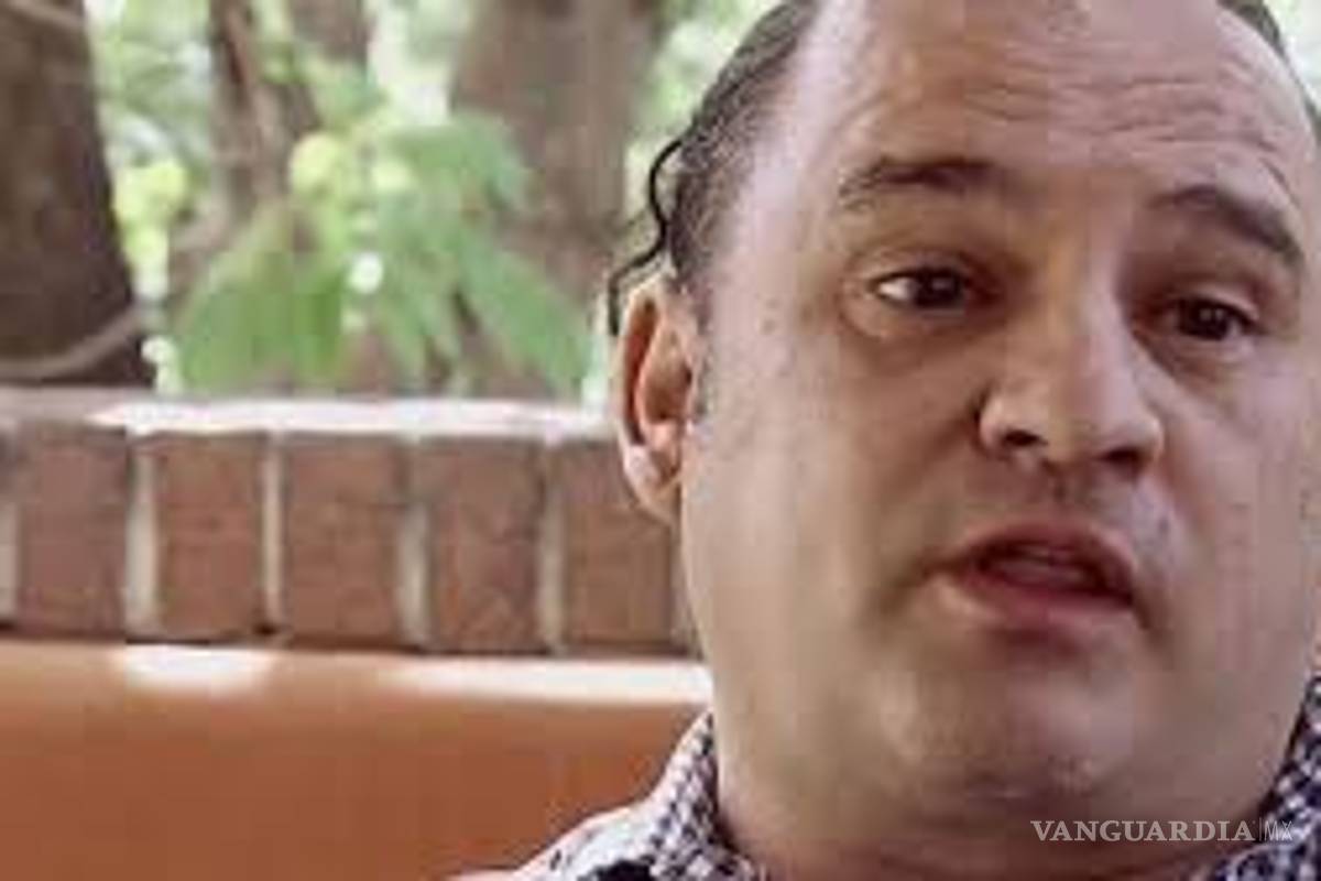 Hijo de Juan Gabriel, allana la casa de Juárez y es desalojado por la fuerza