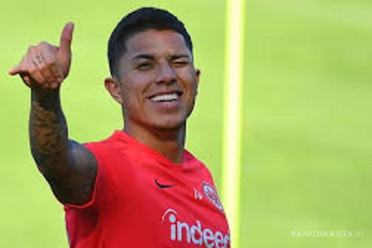 Luego de su bronca familiar, Salcedo regresa a entrenar con el Frankfurt