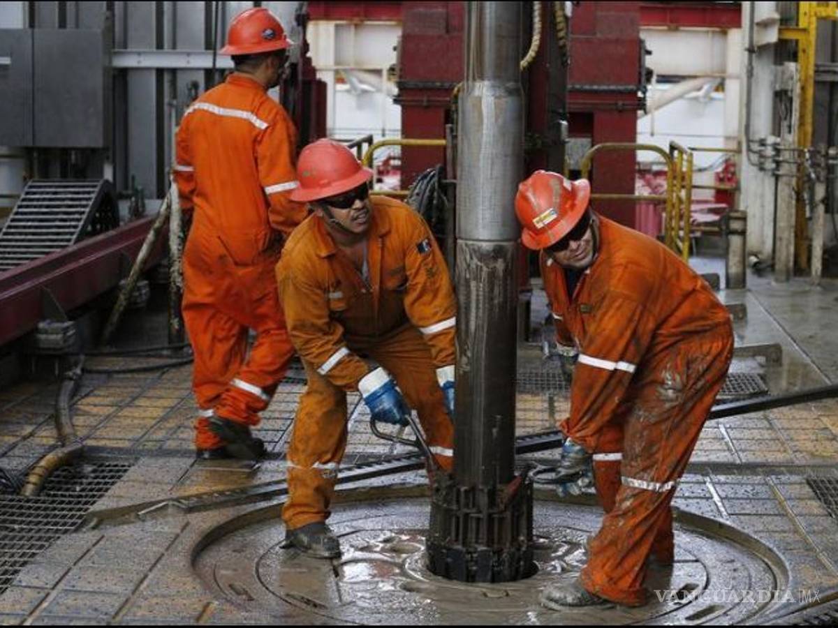 $!Cae producción de gasolina 42.6%