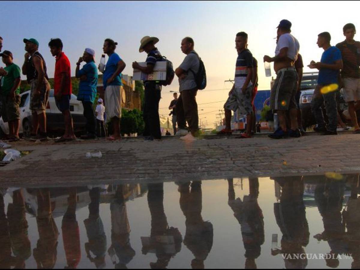 $!EU se prepara para contener migrantes, envía barreras de seguridad a la frontera con México