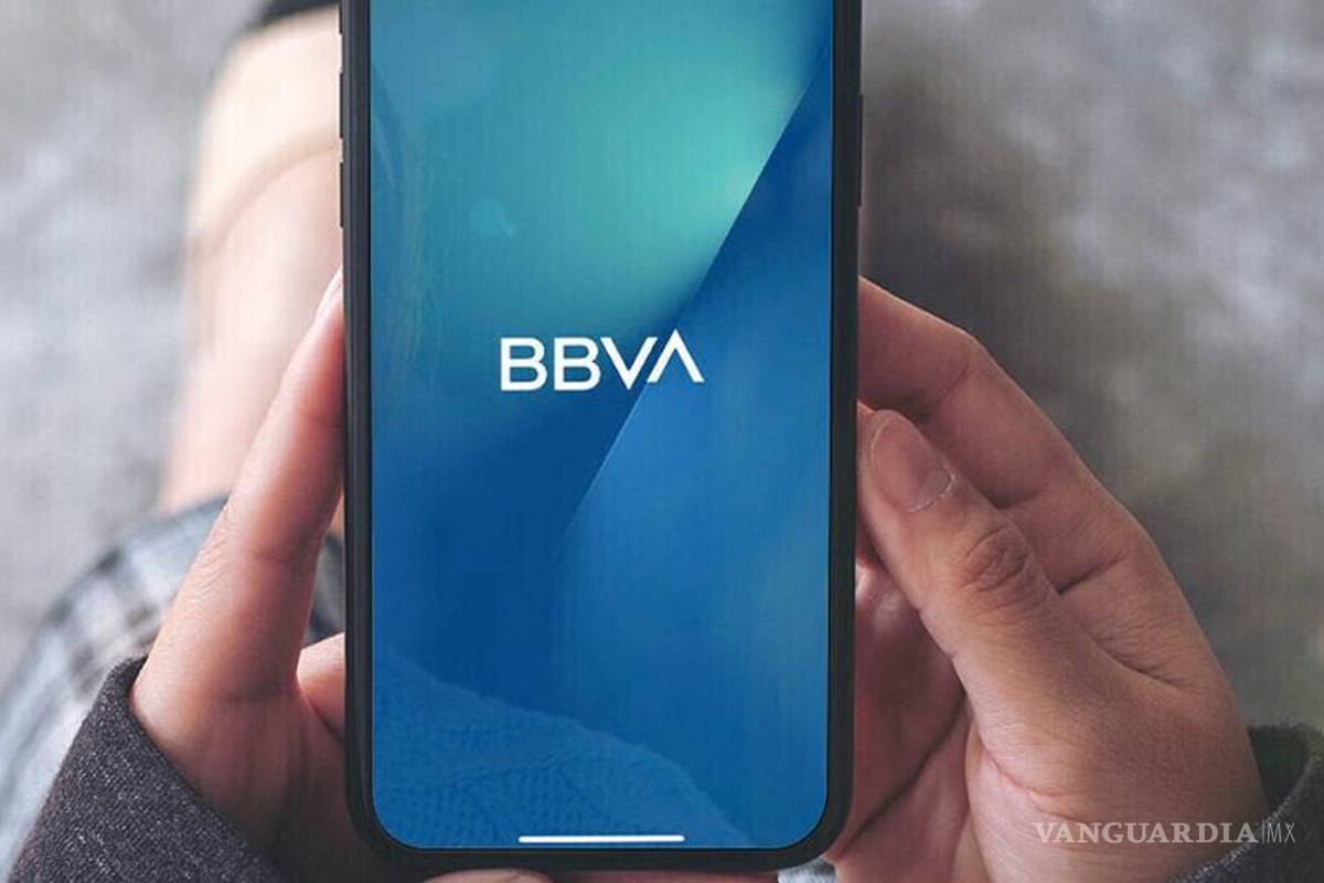 Responden clientes de BBVA al banco; pagan los depósitos por “error humano”