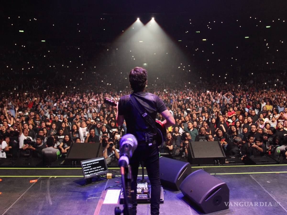 $!Caifanes hace vibrar a fans en el ‘Domo de Cobre’