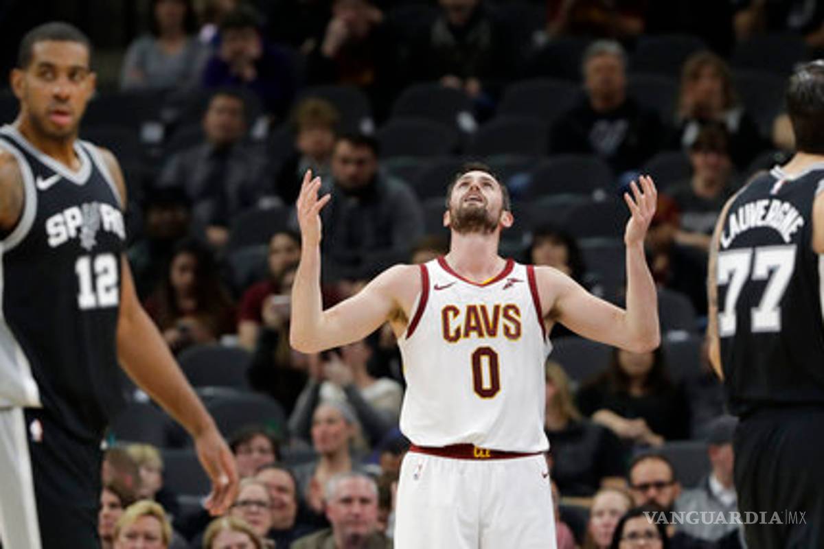 Con el corazón roto. Kevin Love saldrá de acción por fractura