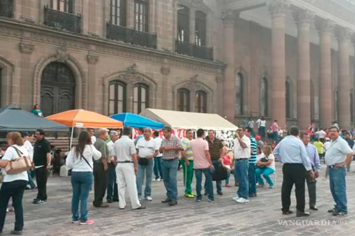 Maestros de Nuevo León realizan paro de labores