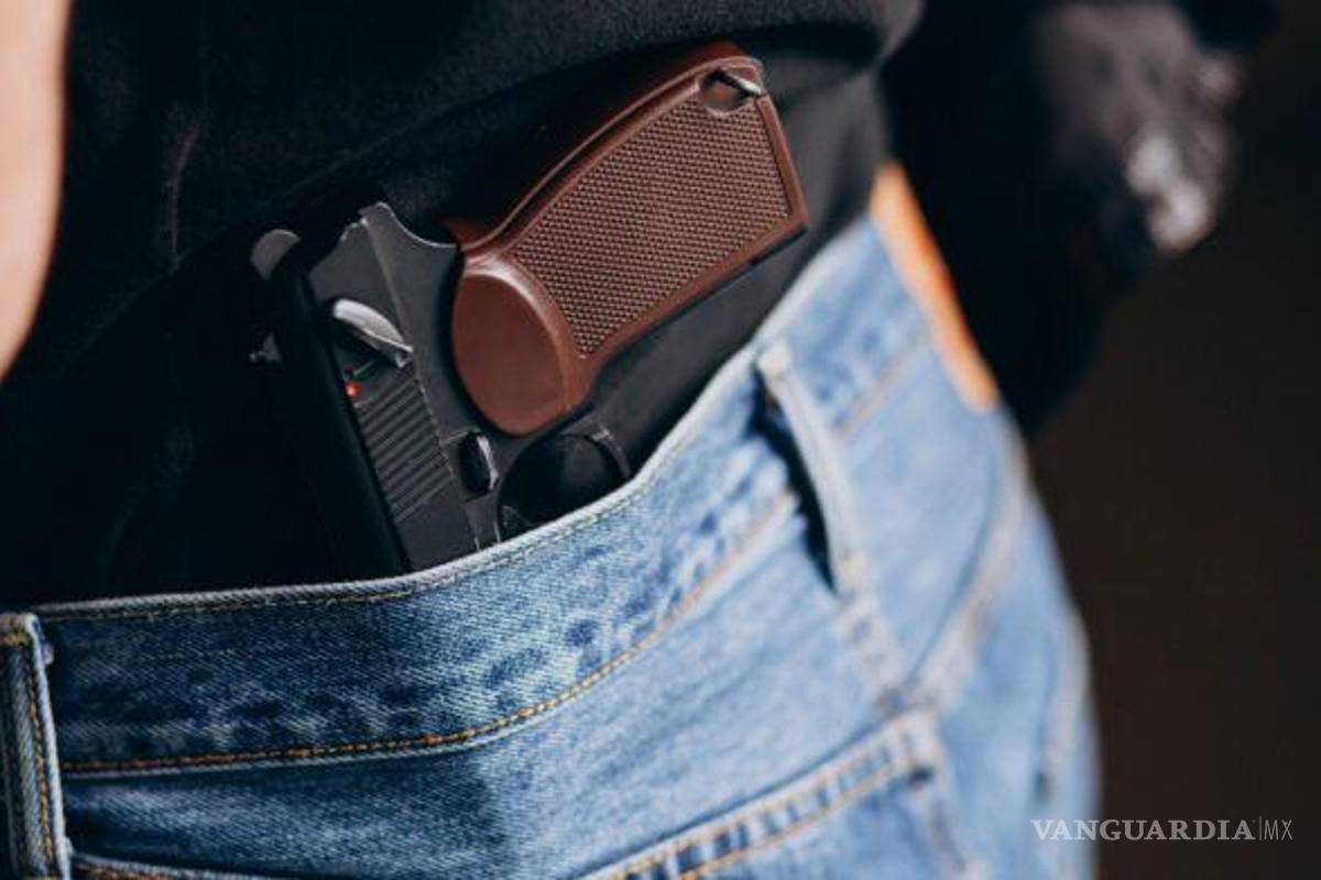 Ecuador permitirá a civiles portar armas