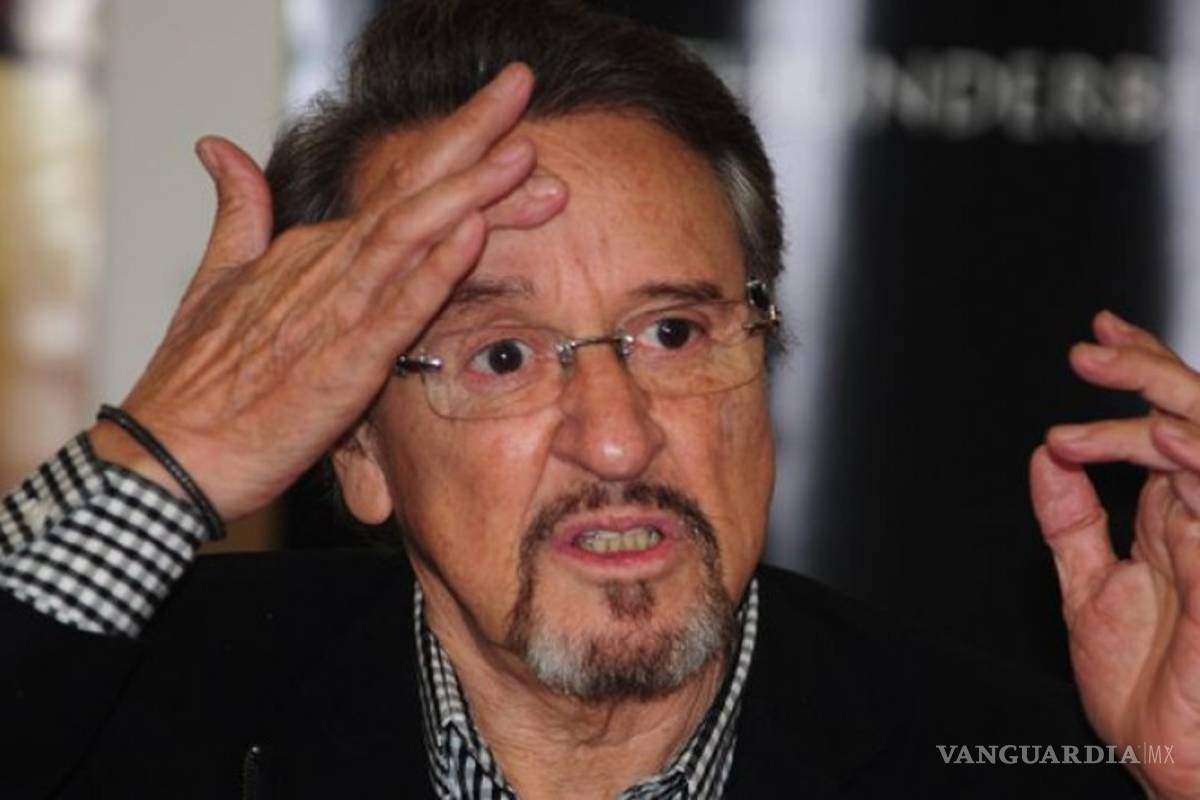 Carlos Villagrán revela relación íntima con Florinda Meza