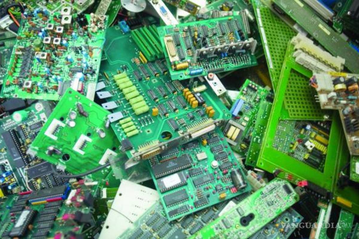 Partido Verde alista reforma para reducir basura electrónica