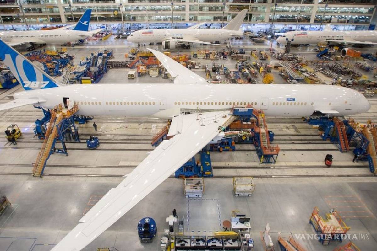 Gobierno de EU anuncia una multa de 5.4 millones de dólares contra Boeing