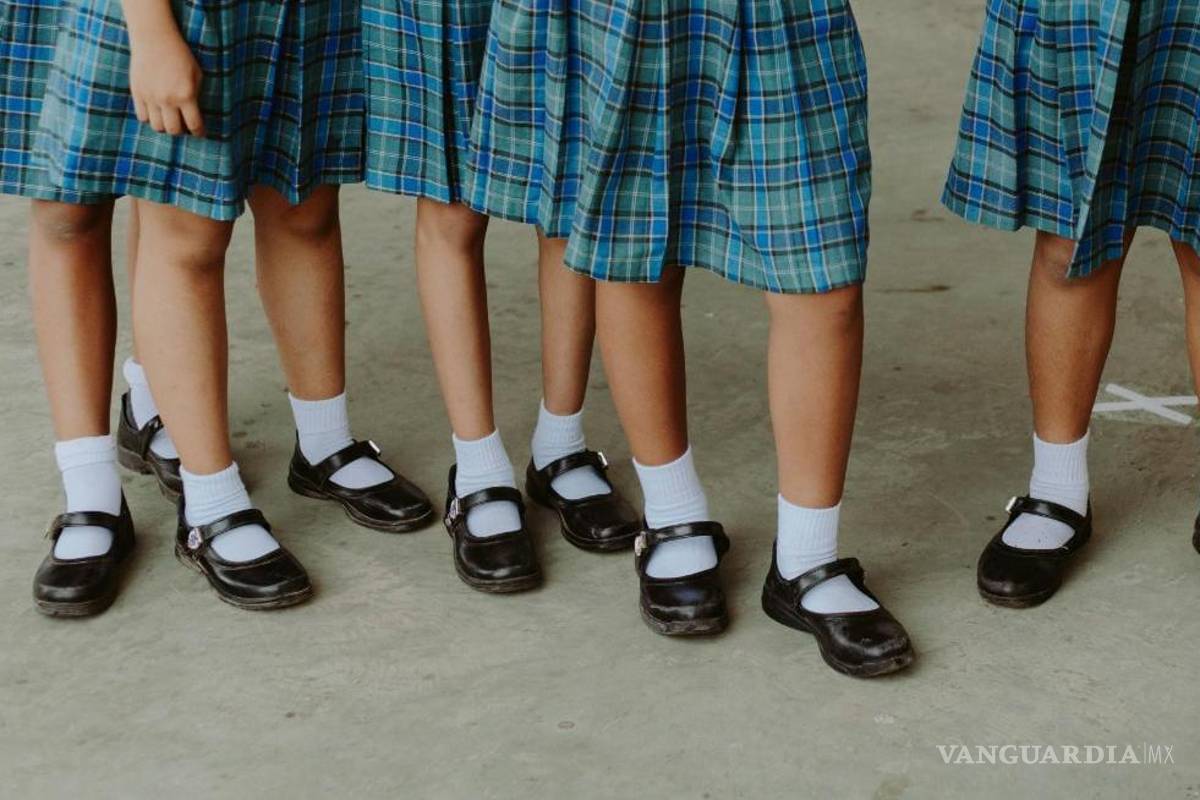 Recomienda IMSS Coahuila elegir calzado escolar adecuado para prevenir problemas de salud infantil