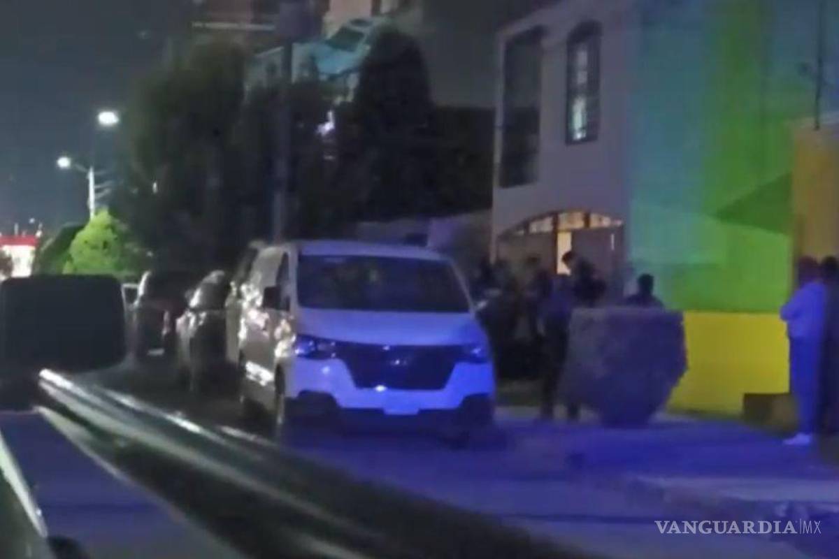 $!La vivienda quedó bajo resguardo de las autoridades mientras se realizaban las diligencias.