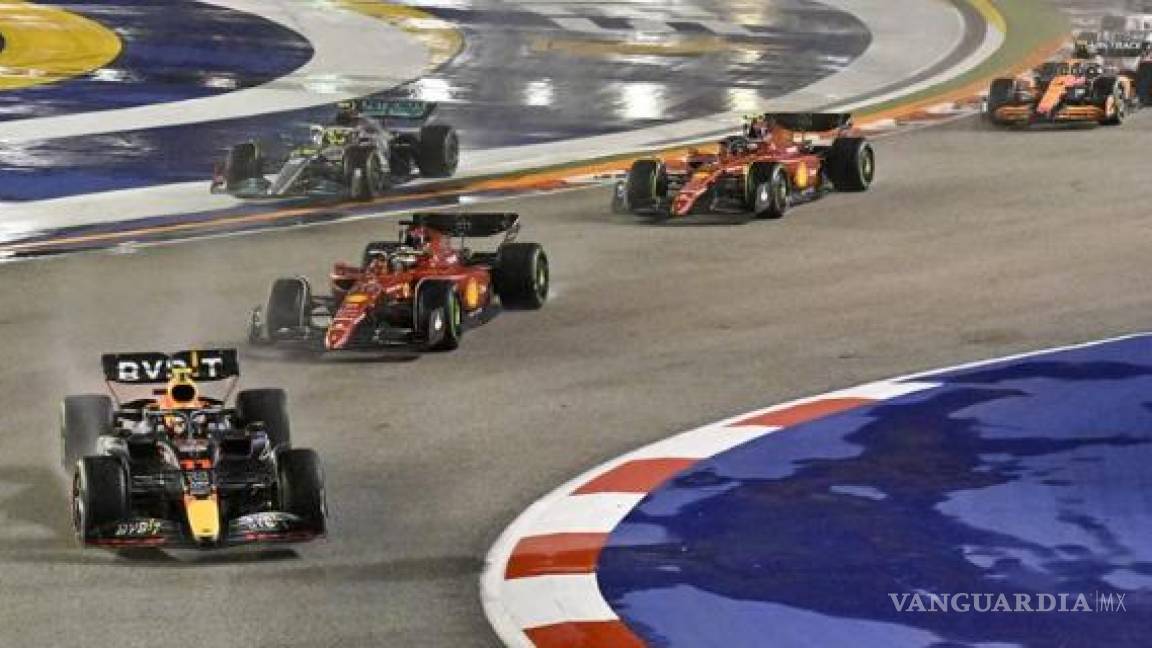 ¡‘Checo’ Pérez gana el Gran Premio de Singapur!