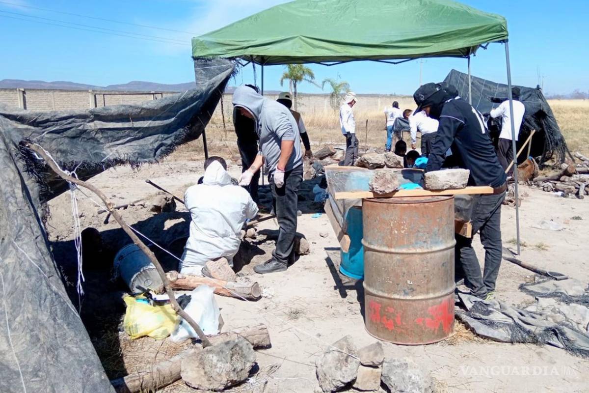 Indagan omisiones en revisión ministerial del año pasado en rancho; recientemente hallan tres crematorios