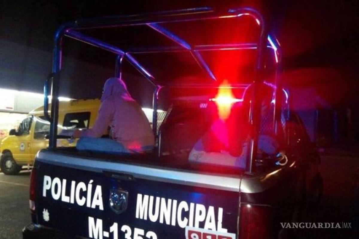 Detienen a mujer en fiesta; violó cuarentena en Monclova