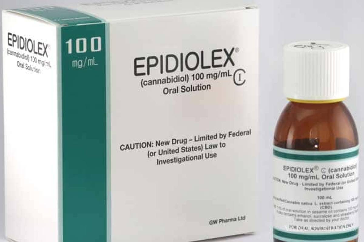 La FDA autoriza el primer medicamento a base de cannabis