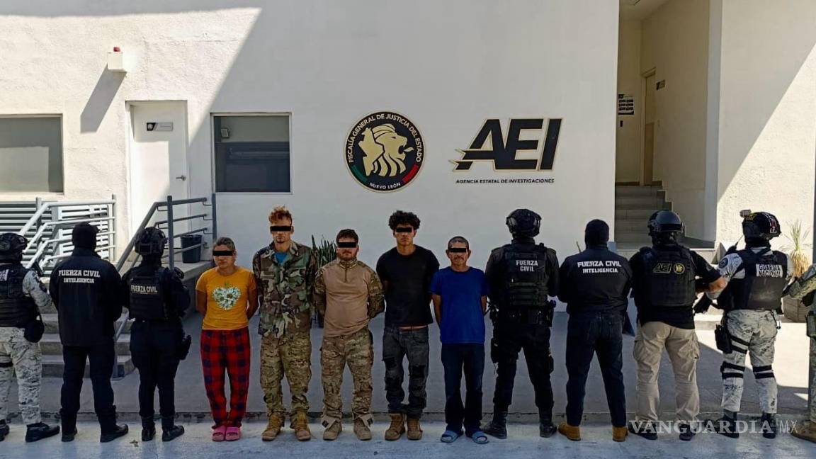 $!Un saldo de un hombre abatido, 10 detenidos, entre ellos una mujer, dejó un enfrentamiento entre autoridades y civiles armados en Lampazos de Naranjo y Montemorelos, Nuevo León.