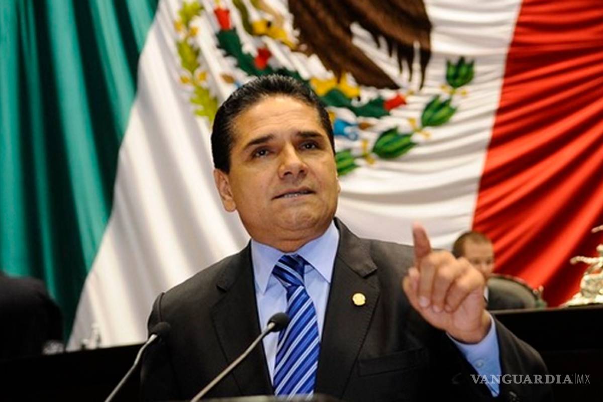 Promueven controversia ante SCJN por bloqueo de CNTE de vías férreas