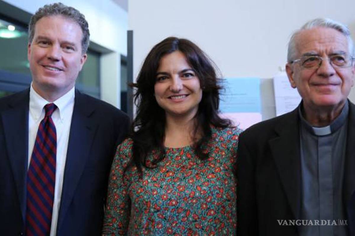 Papa designa a Greg Burke nuevo vocero del Vaticano tras renuncia de Lombardi