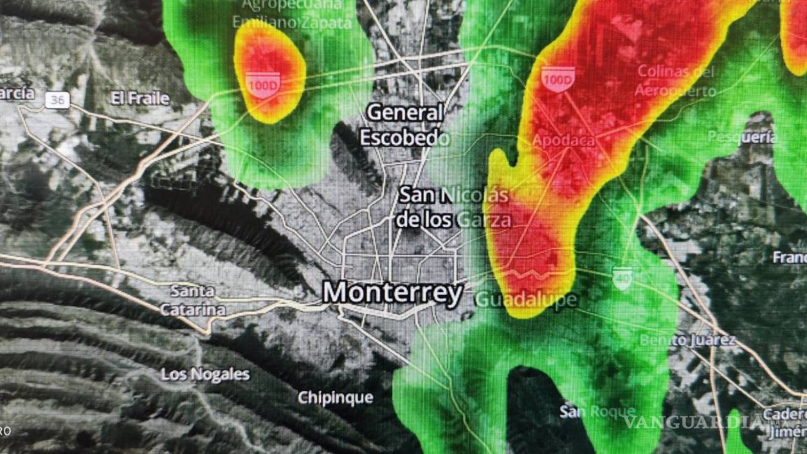 $!Tormenta sobre Monterrey deja inundaciones.