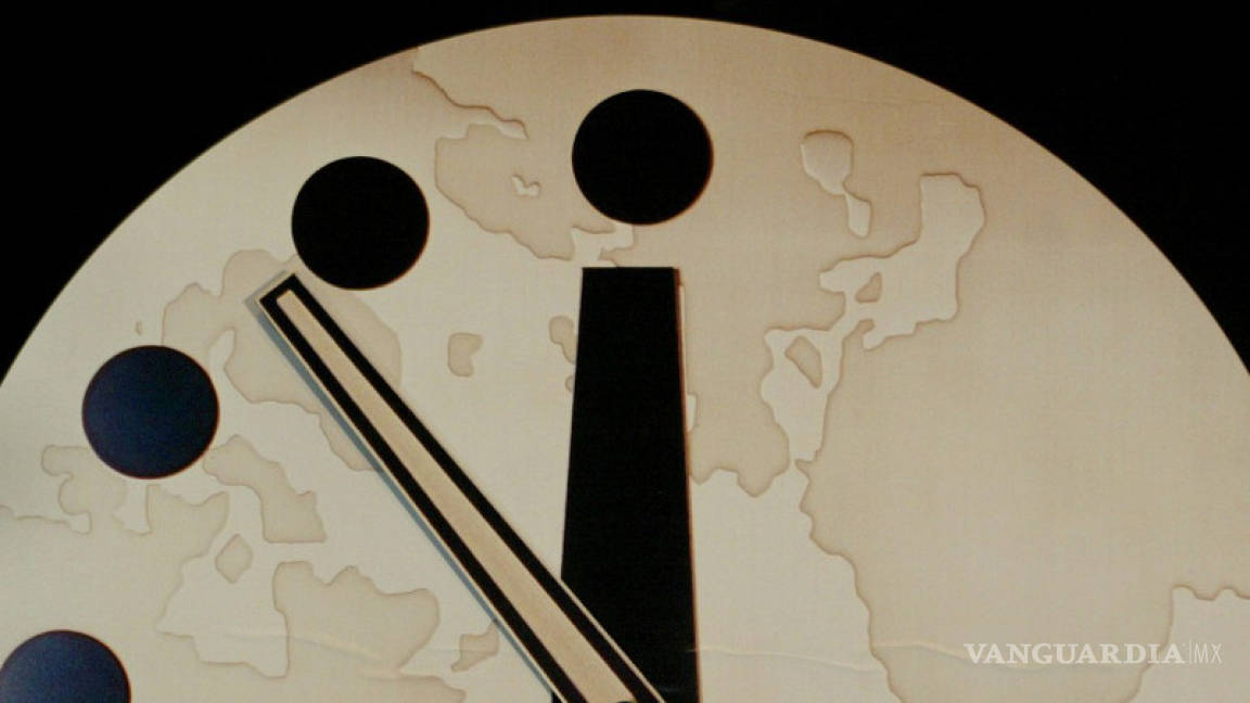 Se adelantó el &quot;Reloj del Apocalipsis&quot;, la Tierra más cerca que nunca de un desastre nuclear