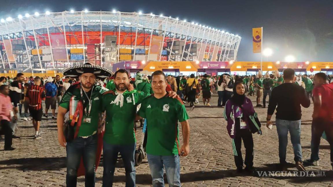 ‘Los mexicanos hemos sido bien recibidos en Qatar’: joven de Saltillo que apoya a la Selección