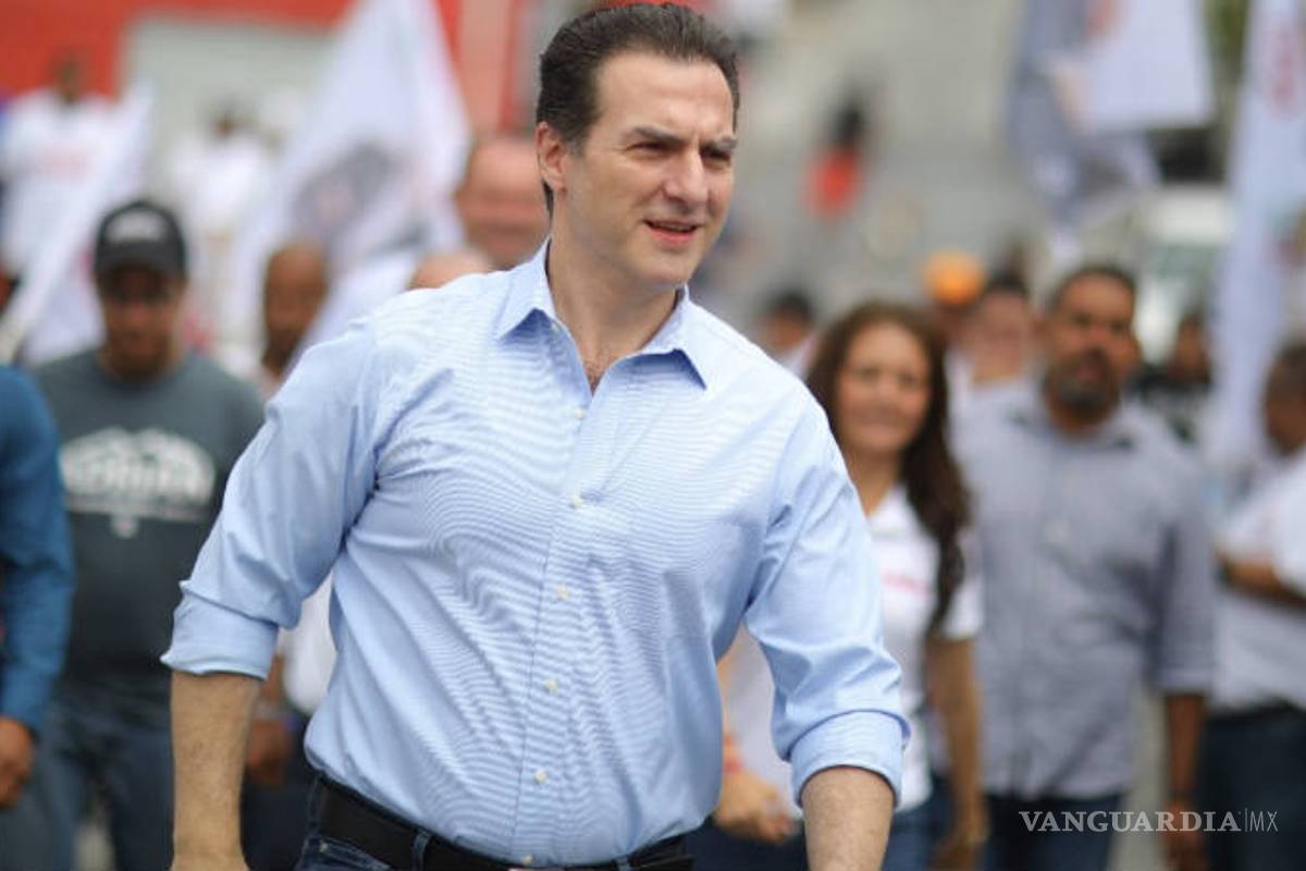 Adrián de la Garza irá por la gubernatura de Nuevo León
