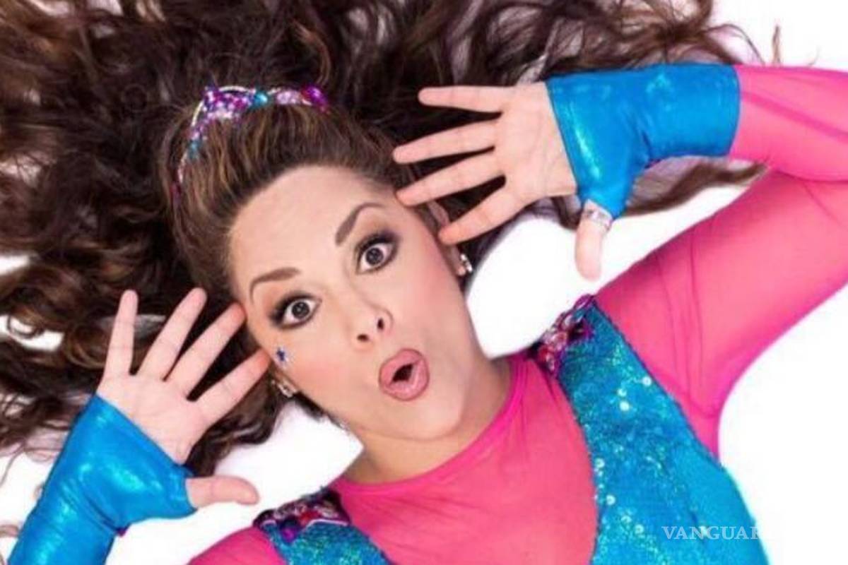 Tatiana 'La Reina de los Niños', sorprende a sus seguidores con atrevidas fotos... ¡en la cama!