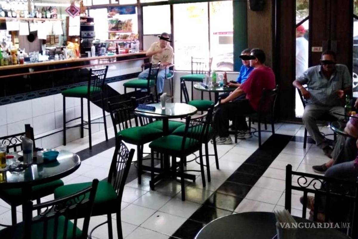 $!Secretaria de Finanzas clausura de restaurante bar en Torreón