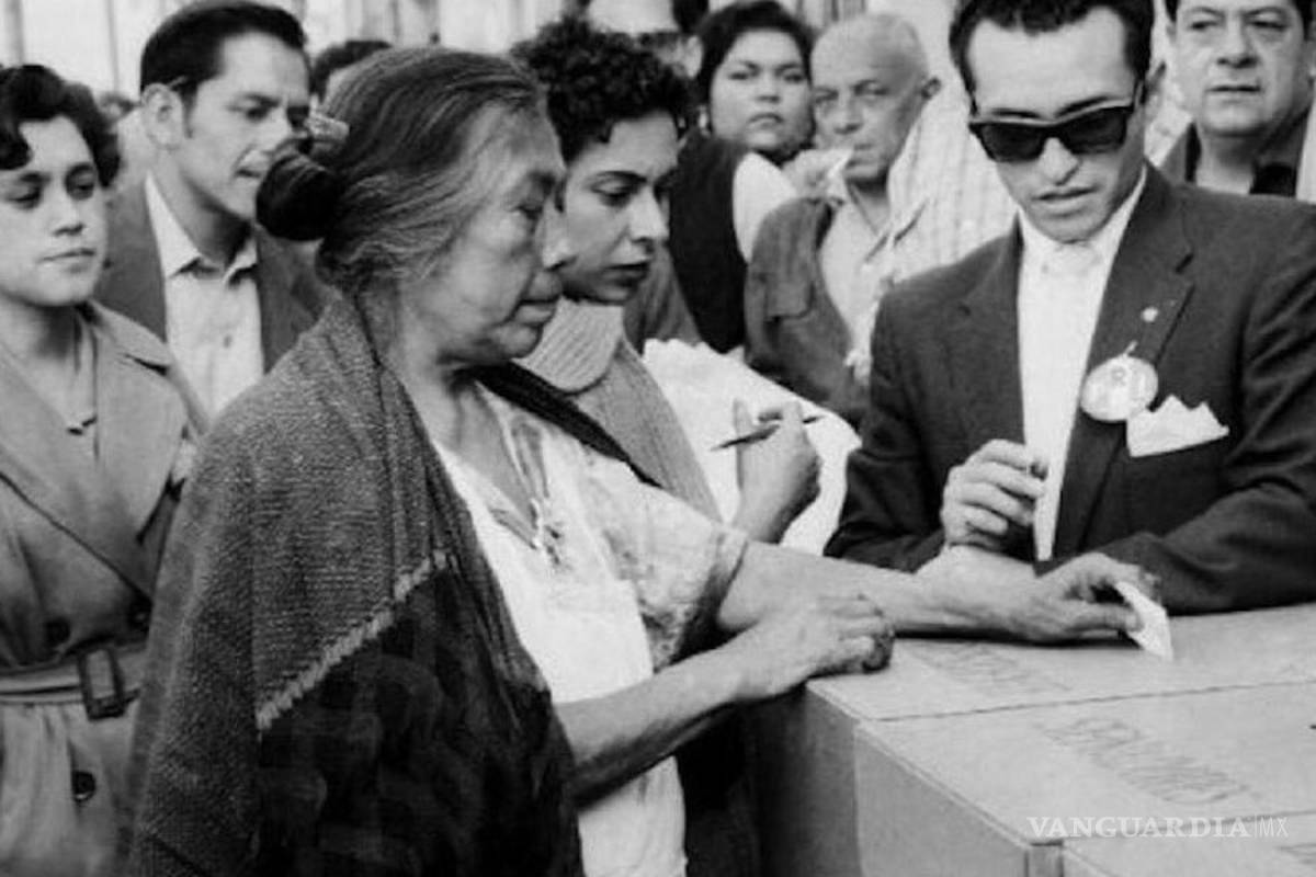 Hace 64 años fue la primera vez que voto una mujer en México