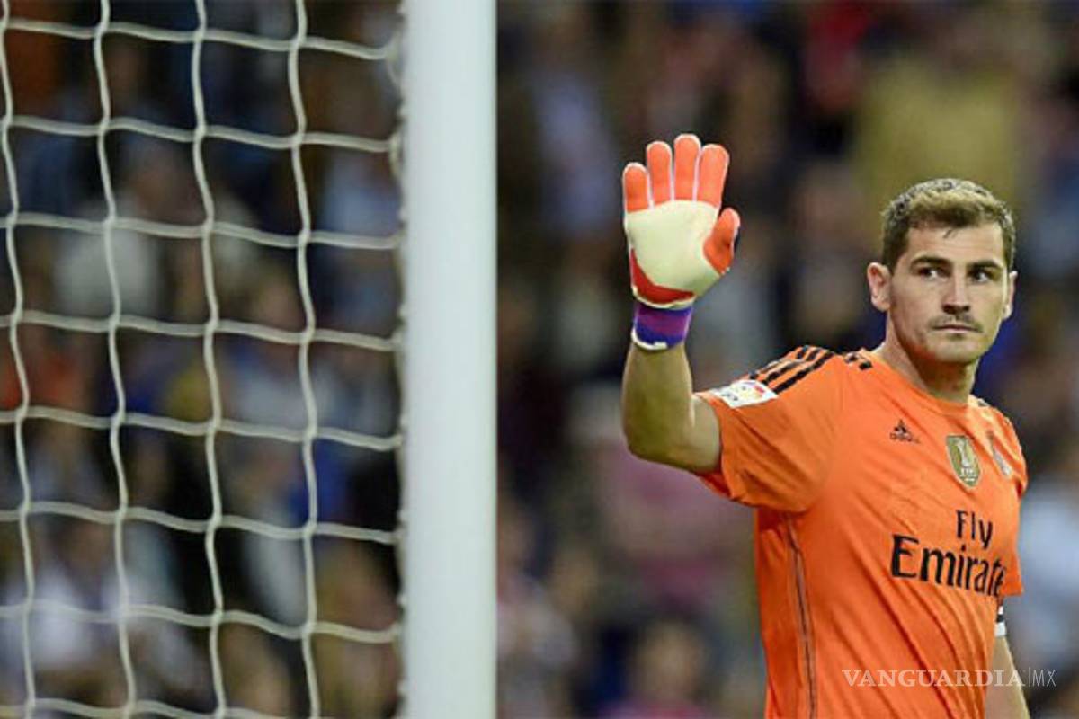 Iker Casillas anuncia su retiro definitivo del futbol