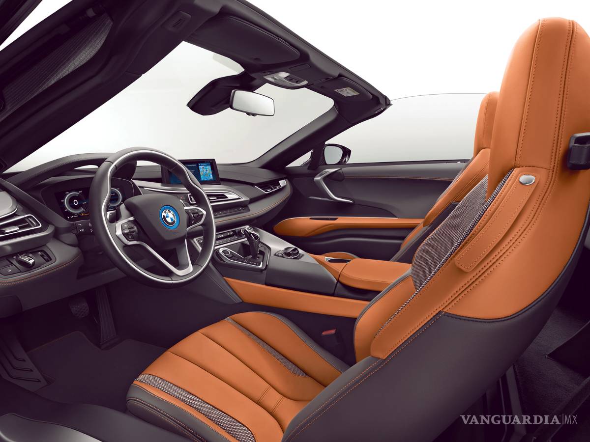 $!El impresionante BMW i8 Roadster recorrerá México