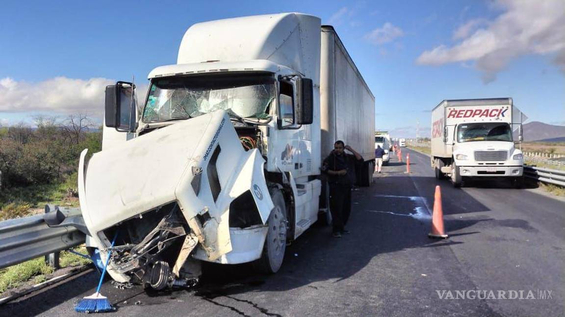 Accidente deja cinco trabajadores lesionados en Saltillo; los chocan mientras descansaban