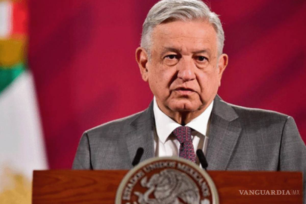 Las mujeres cuidan a los padres, feminismo quiere cambiar su rol: AMLO