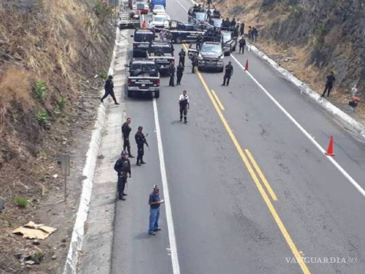$!¡Rocíalos, rocíalos!... imágenes muestran la ferocidad del Cártel Jalisco Nueva Generación durante la batalla en Tepalcatepec (video)