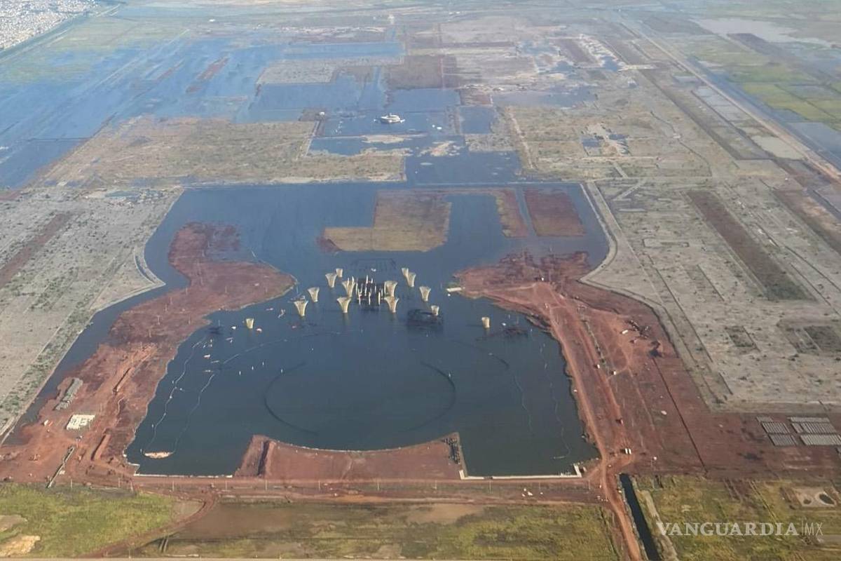 Titular de Sedatu comparte foto del NAIM inundado: ‘Cuando la naturaleza retoma su lugar’