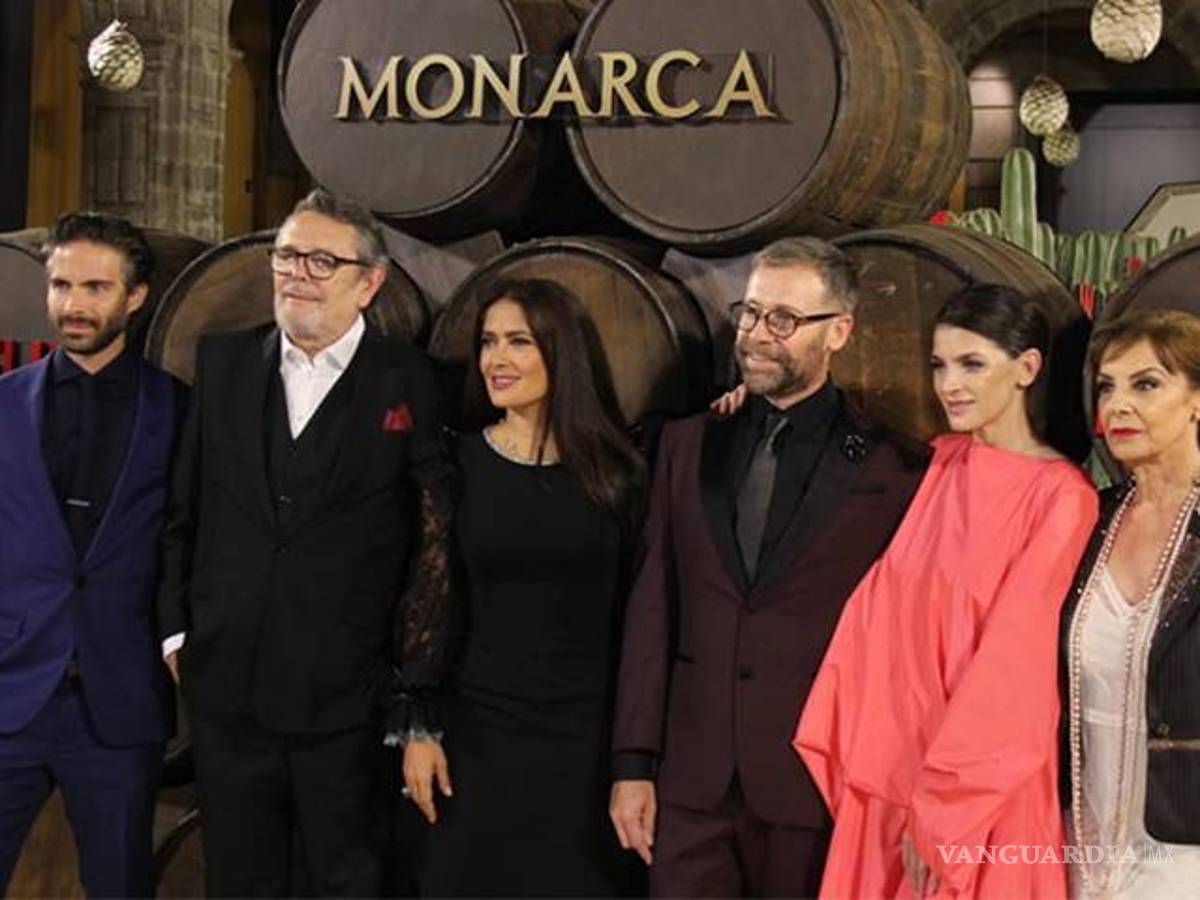 $!'Monarca' en el top de las series, anuncia Salma Hayek