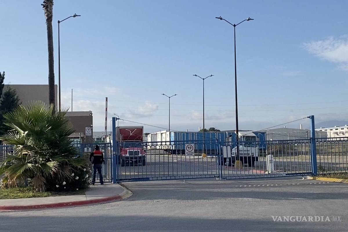 Muere trabajador tras desvanecerse en empresa de Derramadero